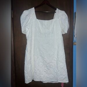 Elegant White Puff Sleeve Top